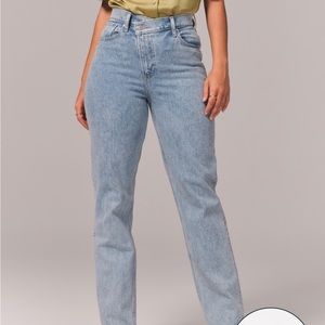 Abercrombie and fitch curve love ultra high rise 90s straight Jean